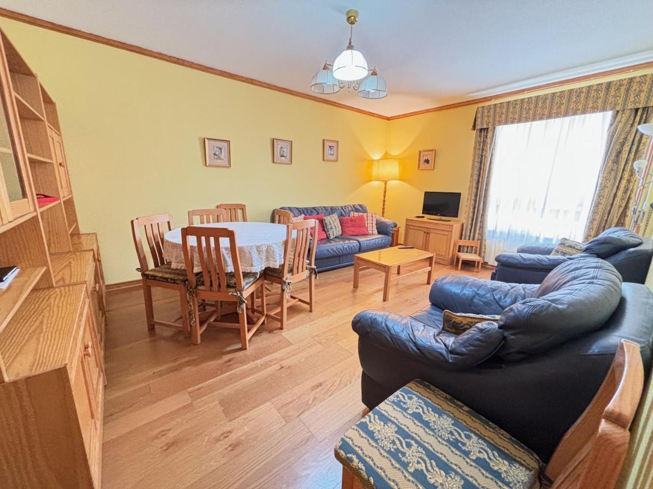 Two Bedroom Apartment Near Beach And Casino Figueira da Foz Eksteriør billede